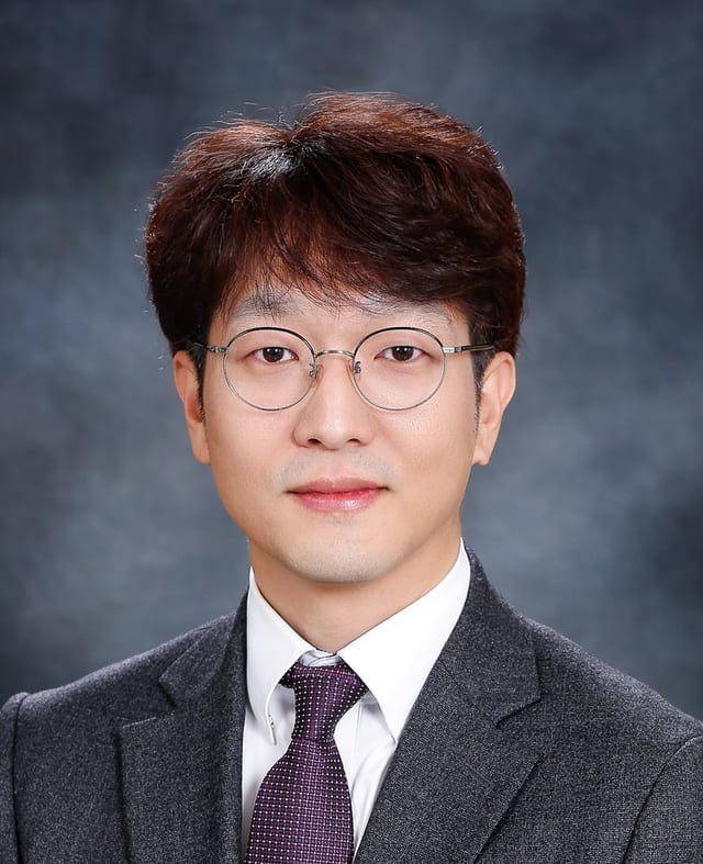 양웅모 교수 프로필 사진